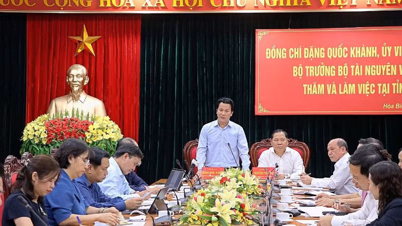 Đồng chí Đặng Quốc Khánh phát biểu tại buổi làm việc.