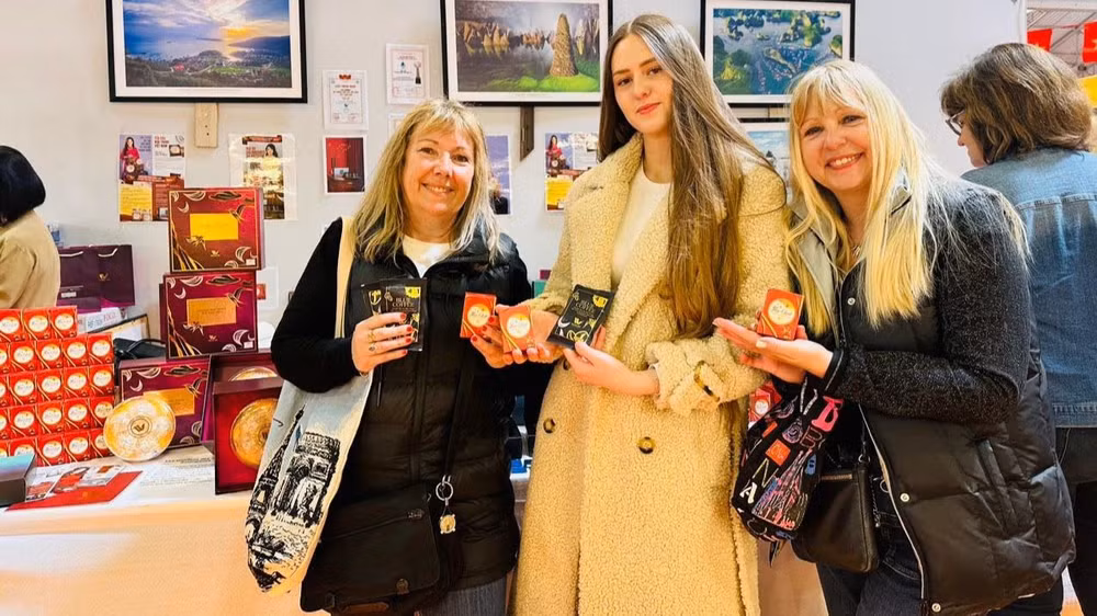 Yến sào Việt được người tiêu dùng Pháp đón nhận.