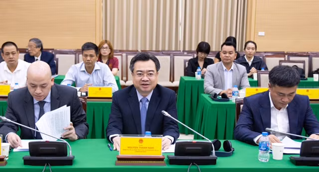 Bộ trưởng Xây dựng Nguyễn Thanh Nghị phát biểu khai mạc tại diễn đàn.