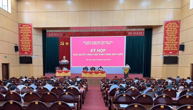 Quang cảnh kỳ họp.