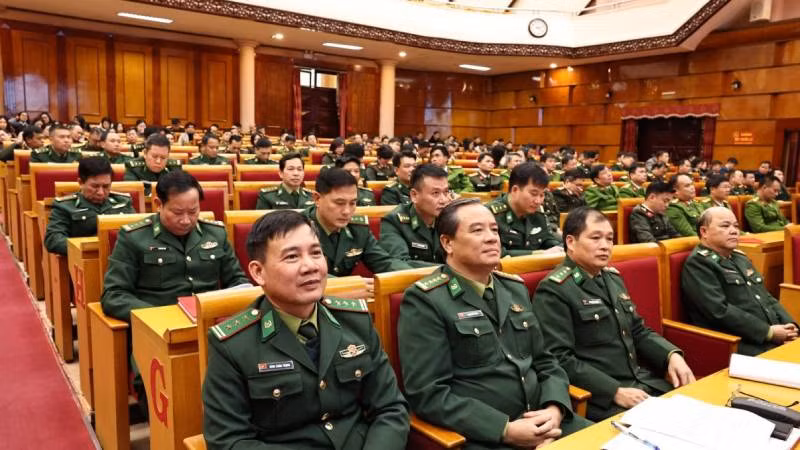 Các đại biểu dự hội nghị.