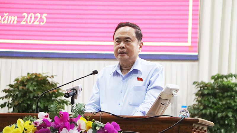 Đồng chí Trần Thanh Mẫn, Ủy viên Bộ Chính trị, Chủ tịch Quốc hội phát biểu tại Hội nghị.
