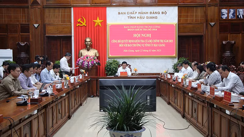 Quang cảnh hội nghị.