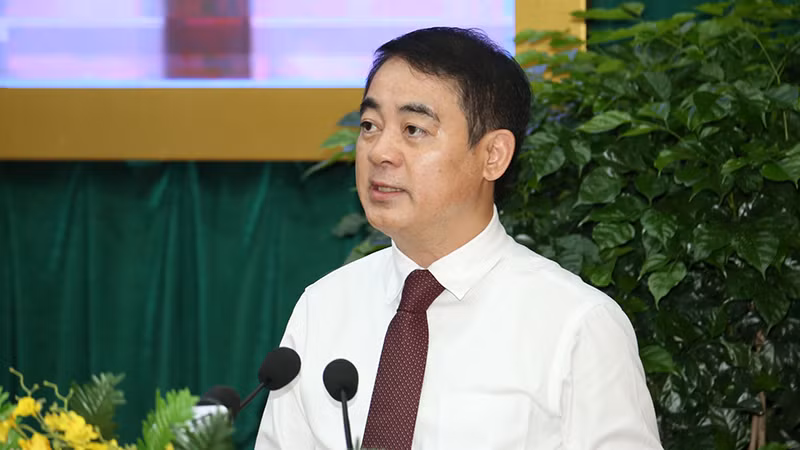 Đồng chí Nghiêm Xuân Thành, Ủy viên Trung ương Đảng, Bí thư Tỉnh ủy Hậu Giang phát biểu tại Hội nghị.