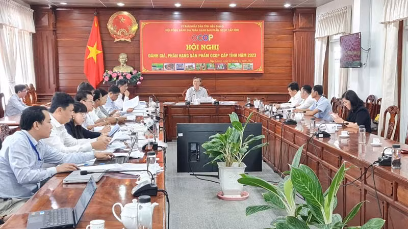 Quang cảnh hội nghị.