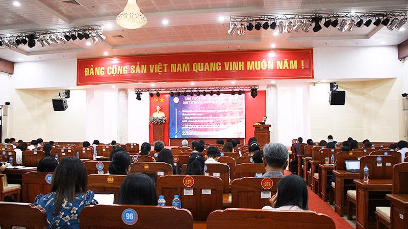 Quang cảnh lớp tập huấn.