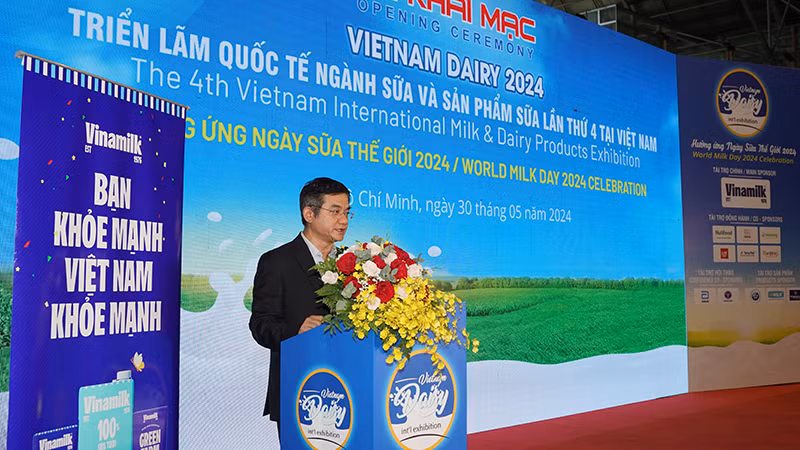 Ông Nguyễn Quang Trí - Giám đốc điều hành Marketing Vinamilk phát biểu tại sự kiện khai mạc Triển lãm quốc tế ngành sữa và sản phẩm sữa 2024.