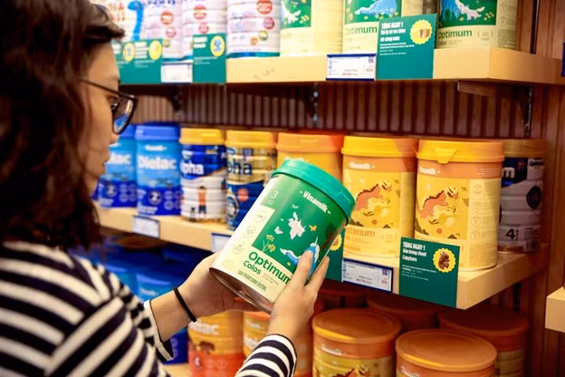 Sữa Optimum Colos (trước đây là ColosGold) bổ sung 6 HMO và sữa non 24h nhập khẩu từ Mỹ với nhiều kháng thể IgG cùng lợi khuẩn phân lập từ sữa mẹ HMP (Human Milk Probiotics), giúp tăng IgA tự nhiên.