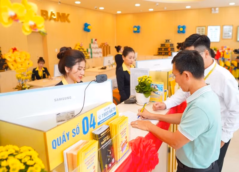 Lãi suất huy động ngân hàng bắt đầu hạ nhiệt
