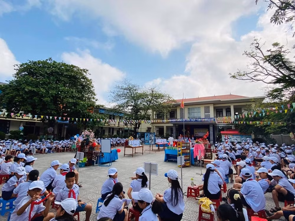 Các hoạt động ngoại khóa bổ ích thu hút học sinh toàn trường.