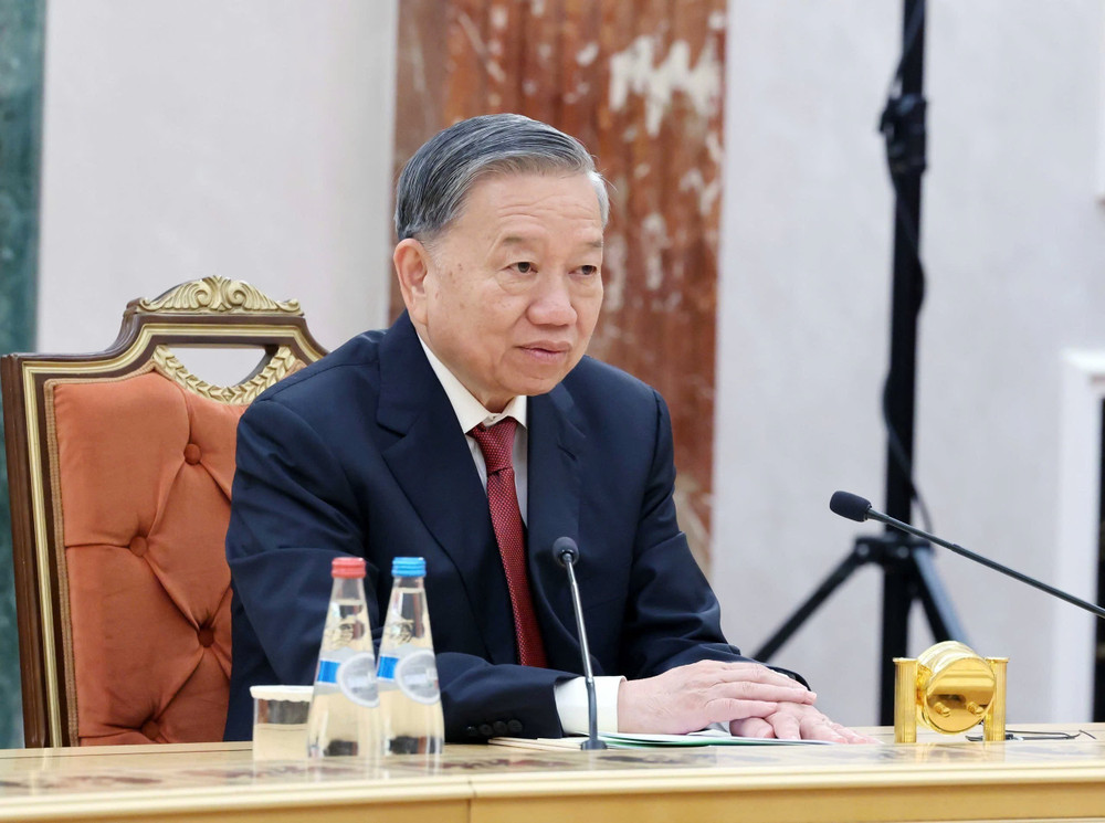 Tổng Bí thư Tô Lâm phát biểu tại cuộc hội đàm chính thức với Tổng thống Belarus Aleksandr Lukashenko. (Ảnh: THỐNG NHẤT/TTXVN) Tổng Bí thư Tô Lâm phát biểu tại cuộc hội đàm chính thức với Tổng thống Belarus Aleksandr Lukashenko. (Ảnh: THỐNG NHẤT/TTXVN)