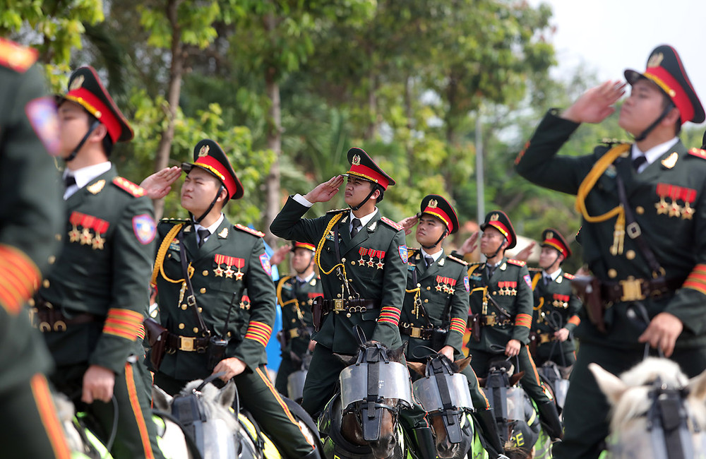 Các chiến sĩ tập luyện với tinh thần và khí thế cao. Các chiến sĩ tập luyện với tinh thần và khí thế cao.