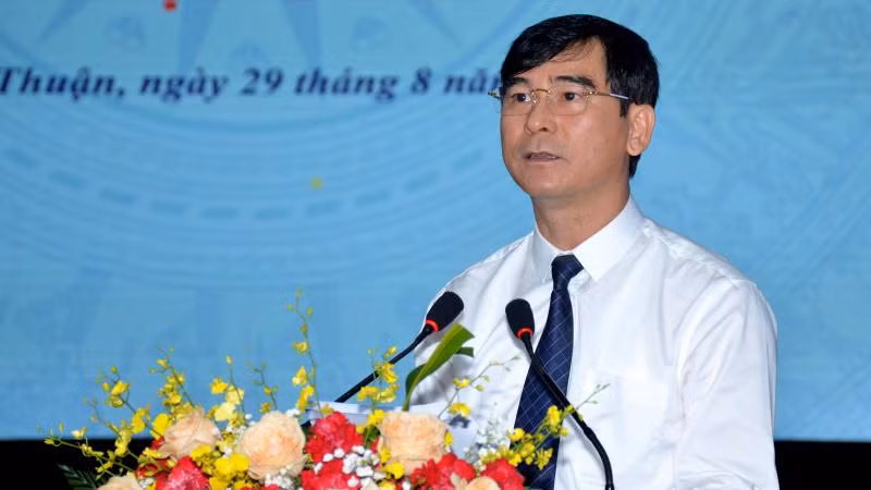 Bí thư Tỉnh ủy Bình Thuận Dương Văn An phát biểu đề dẫn hội thảo.