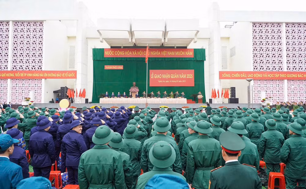 Quang cảnh buổi lễ giao, nhận quân năm 2025.