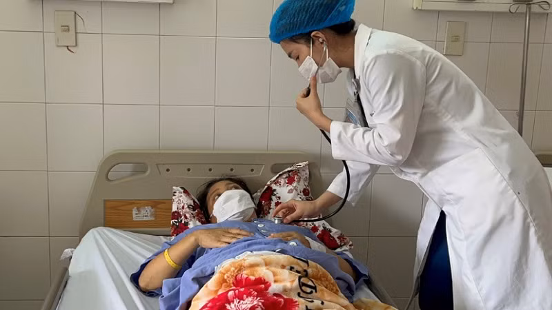 Sản phụ T. U. B hiện tỉnh táo dấu hiệu sinh tồn ổn định. 