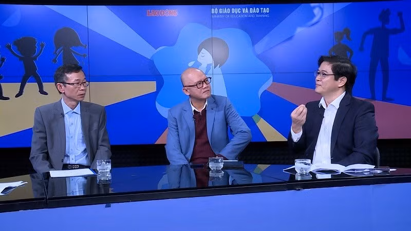 Các chuyên gia trao đổi tại buổi tọa đàm.