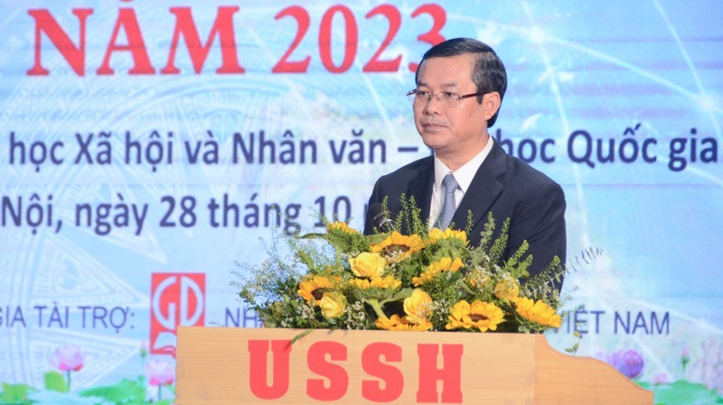 Thứ trưởng Giáo dục và Đào tạo Nguyễn Văn Phúc phát biểu khai mạc cuộc thi.