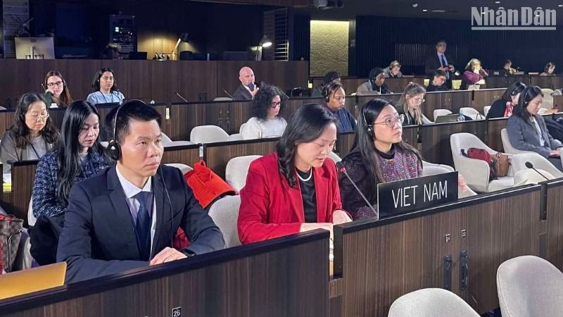 Đại sứ Nguyễn Thị Vân Anh nhấn mạnh: Việt Nam luôn coi văn hóa là nền tảng tinh thần của xã hội.