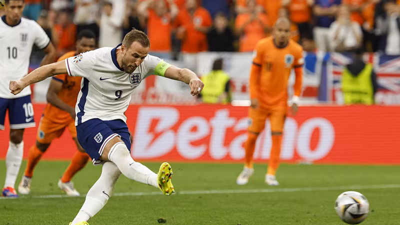 Harry Kane và đồng đội có mang về chiếc Cúp cho tuyển Anh sau 58 năm chờ đợi?