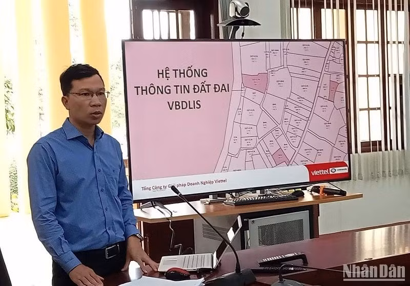 Phần mềm VBDLIS đã hoàn thành kết nối liên thông dữ liệu về hệ thống đất đai của Tổng Cục Quản lý đất - Bộ Tài nguyên và Môi trường, sẵn sàng liên thông với Cơ sở dữ liệu Quốc gia về dân cư.