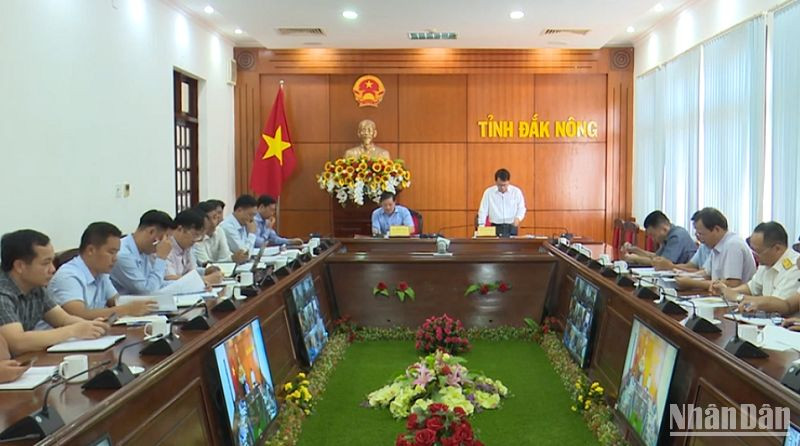 Quang cảnh Hội nghị bàn giải pháp gỡ vướng trong quản lý đất đai ở Đắk Nông.