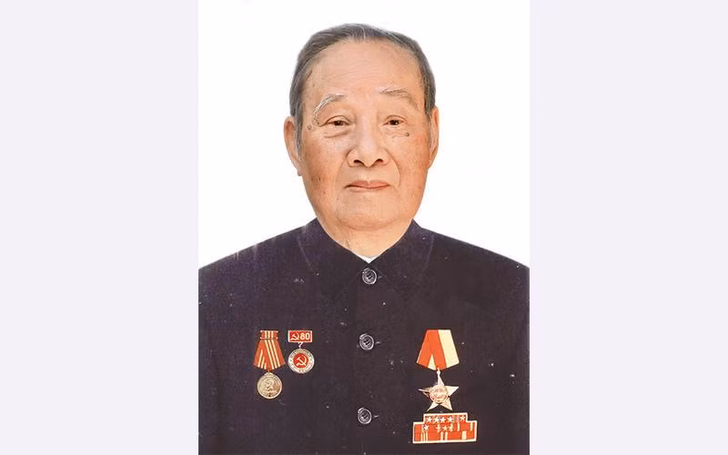 Đồng chí Vũ Oanh từ trần