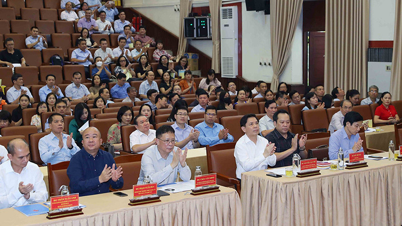Các đại biểu dự Hội nghị. 