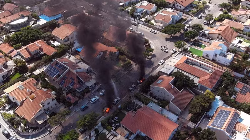 Đã có hơn 150 người Israel thiệt mạng trong các đợt tấn công bằng tên lửa và súng của Hamas. (Ảnh: Reuters)