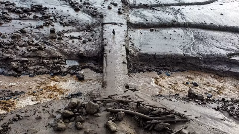 Huyện Tanah Datar, tỉnh Tây Sumatra, Indonesia chịu ảnh hưởng của lũ quét và sạt lở. (Ảnh: Antara)