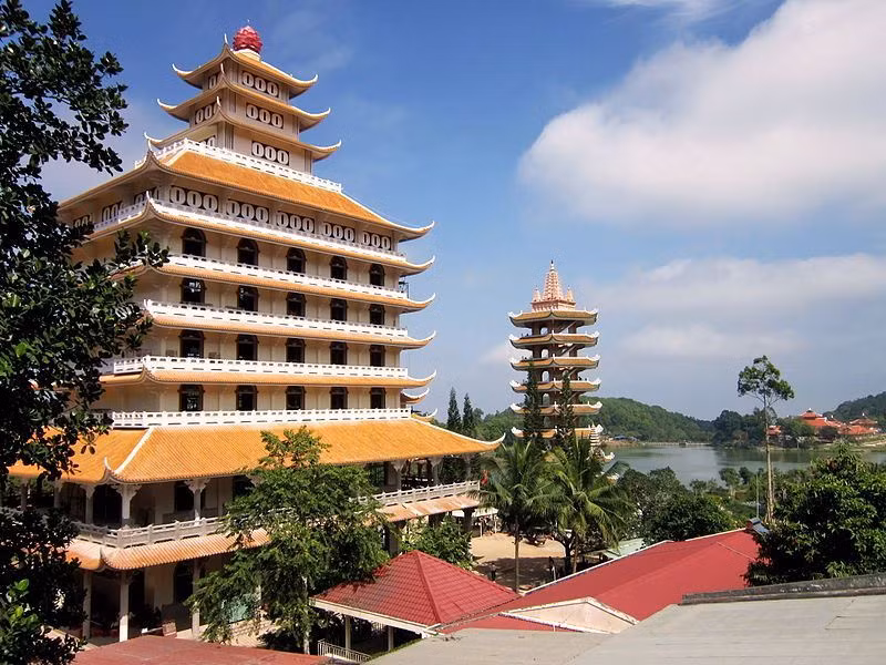 Một góc Chùa Vạn Linh