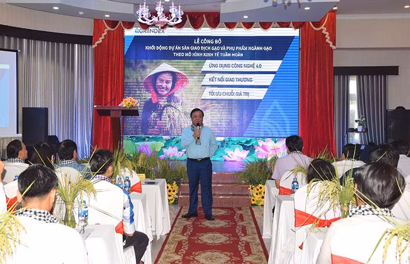 Bộ trưởng Nông nghiệp và Phát triển nông thôn Lê Minh Hoan phát biểu tại lễ khởi động.