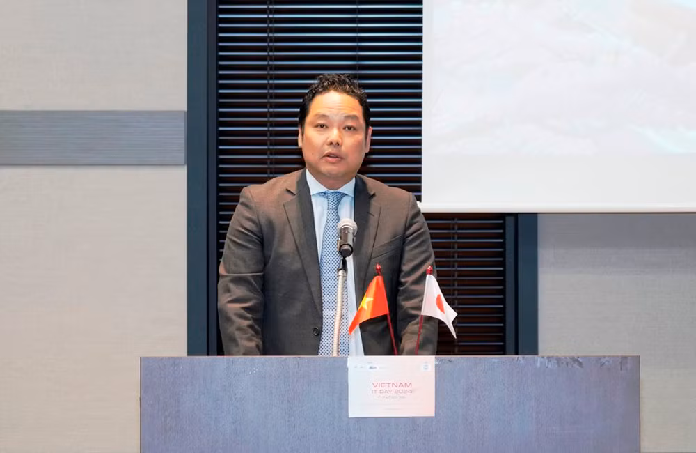 Ông Noriya Tarutani, Phó Giám đốc Ban Đổi mới sáng tạo, JETRO phát biểu. Ông Noriya Tarutani, Phó Giám đốc Ban Đổi mới sáng tạo, JETRO phát biểu.