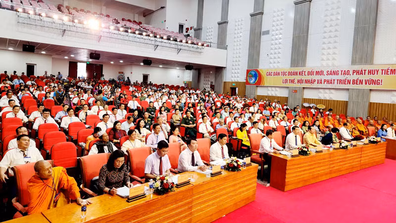 Đại biểu dự Đại hội.