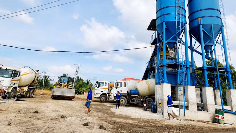 Huyện Vĩnh Thuận cưỡng chế, thu hồi đất nông nghiệp để giao mặt bằng cho đơn vị thi công đẩy nhanh tiến độ xây dựng cao tốc bắc-nam.