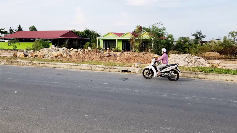 Ông Lý Thanh Giàu bao chiếm phần đất 2.895,9m2 sau đó xây dựng không phép 4 căn nhà (gồm 3 căn nhà kiên cố và 1 nhà xưởng)