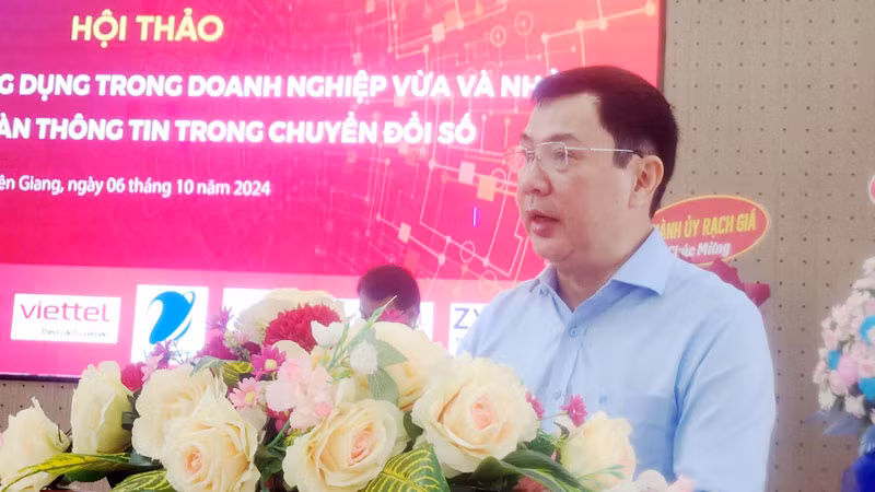 Giám đốc Sở Thông tin và Truyền thông tỉnh Kiên Giang Võ Minh Trung phát biểu.