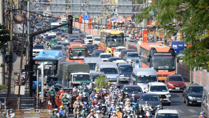 Quốc lộ 13, một trong 5 dự án BOT đưa ra lấy ý kiến phản biện xã hội. (Ảnh: QUÝ HIỀN)