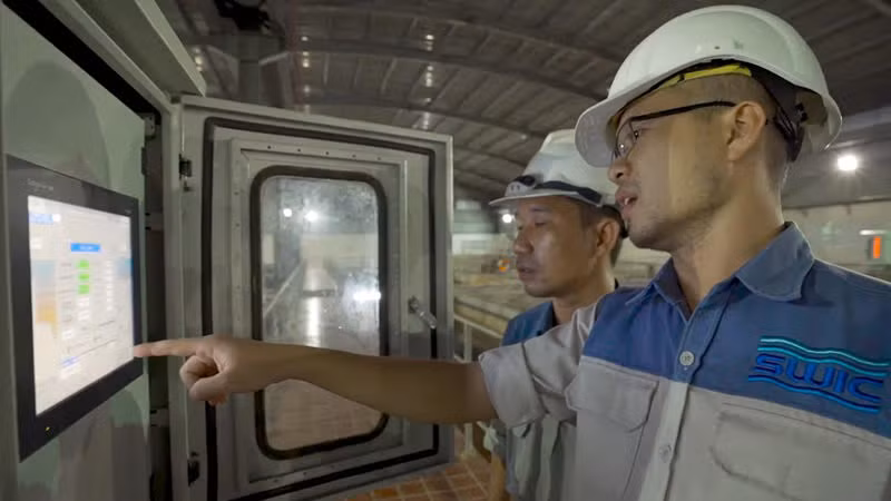 Công ty CP Đầu tư và Kinh doanh Nước sạch Sài Gòn thực hiện công tác bảo trì van 