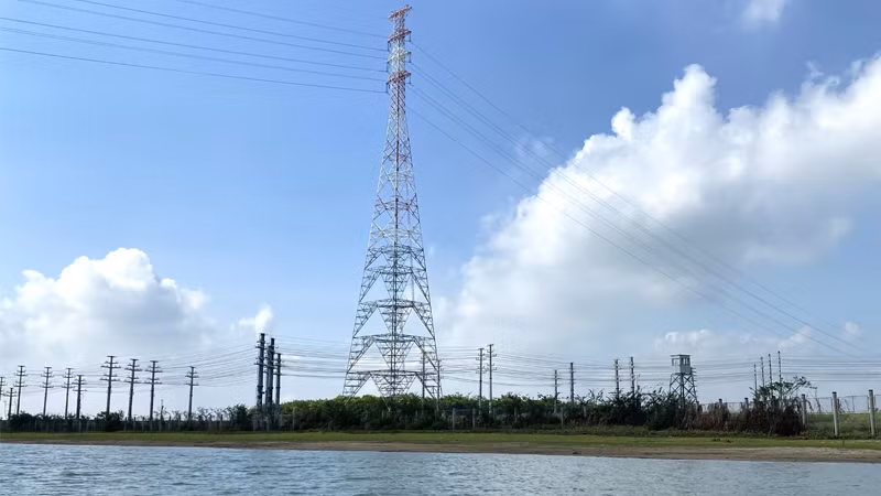 Nguồn năng lượng dồi dào từ các dự án điện mặt trời nằm trên hồ Dầu Tiếng rất phù hợp với xu hướng chung về giảm phát thải khí CO2.