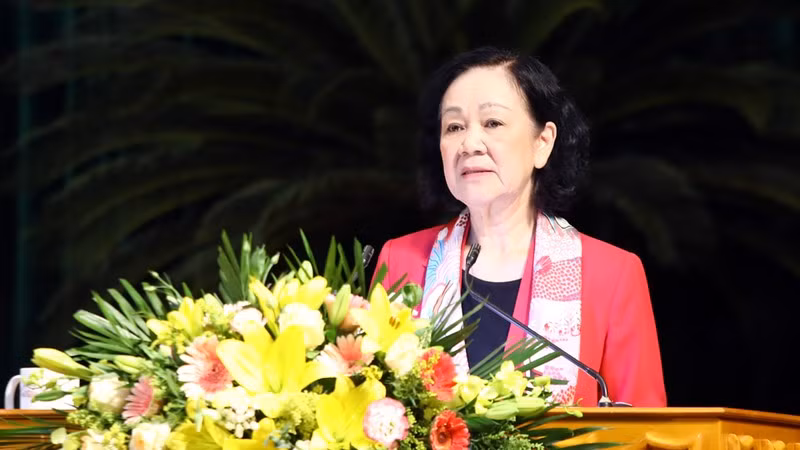 Đồng chí Trương Thị Mai.