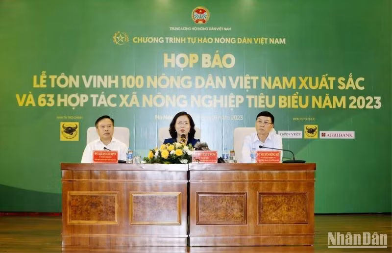 Họp báo thông tin về Chương trình Tự hào Nông dân Việt Nam năm 2023.
