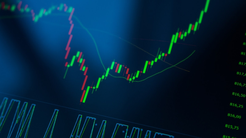 [Infographic] VN-Index duy trì tích cực, bật tăng gần 9 điểm