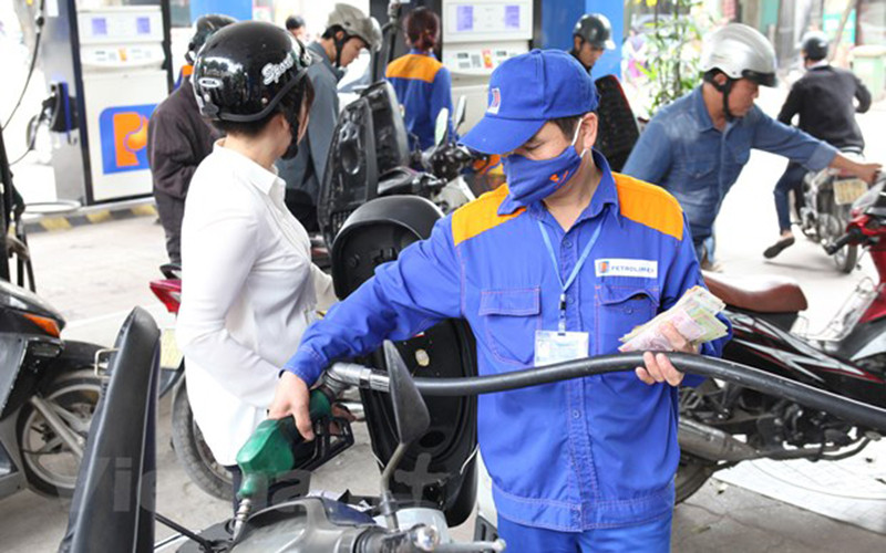 Giá xăng, dầu tiếp tục được điều chỉnh tăng 
