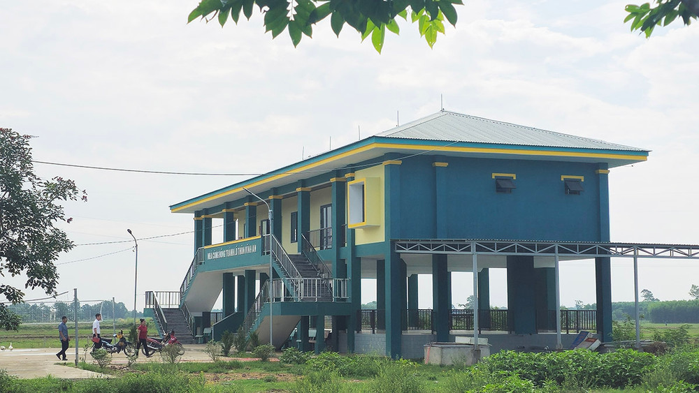 Nhà văn hóa cộng đồng tránh lũ thôn Vĩnh An, xã Cam Hiếu, huyện Cam Lộ chuẩn bị khánh thành.