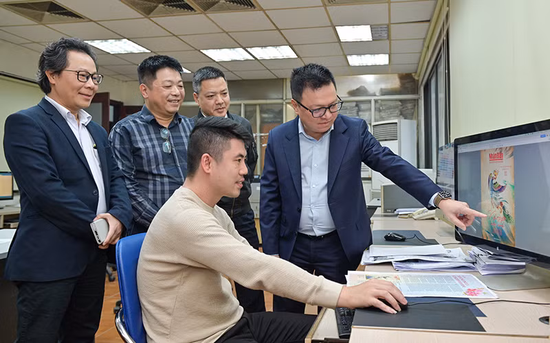 Xuất bản ấn phẩm đặc biệt Nhân Dân Xuân Ất Tỵ 2025 