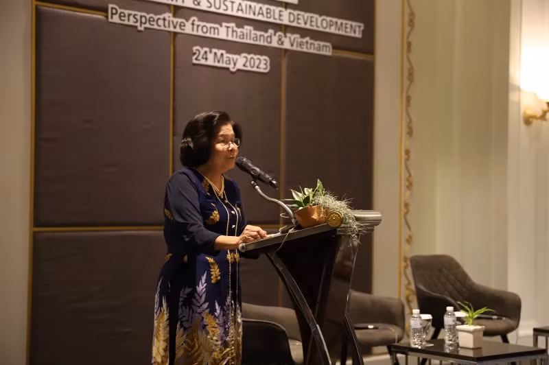 Bà Vũ Kim Hạnh - Giám đốc Trung tâm Nghiên cứu Kinh doanh và Hỗ trợ Doanh nghiệp (BSA) và Chủ tịch Hội Doanh nghiệp hàng Việt Nam chất lượng cao