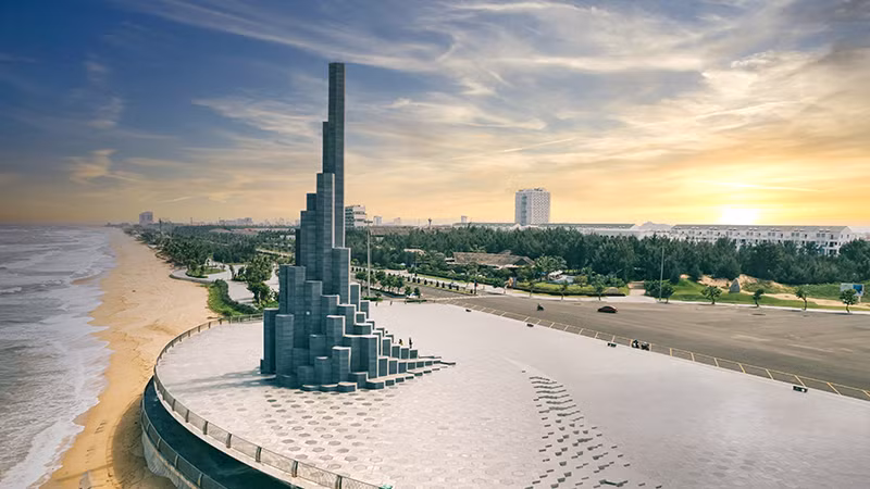 Tháp Nghinh Phong - một trong những biểu tượng du lịch của thành phố Tuy Hòa, tỉnh Phú Yên. (Ảnh TTXVN)