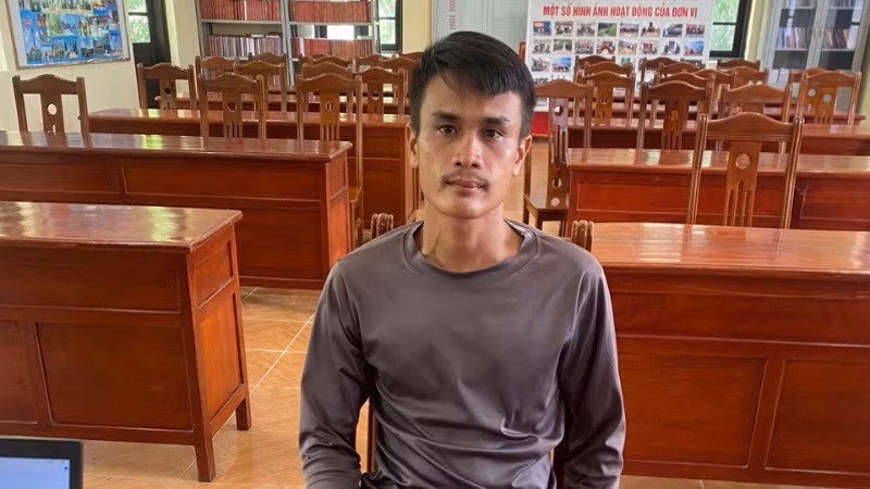 Đối tượng Pơn Mạ Nì Vòn khi bị Bộ đội Biên phòng bắt giữ.