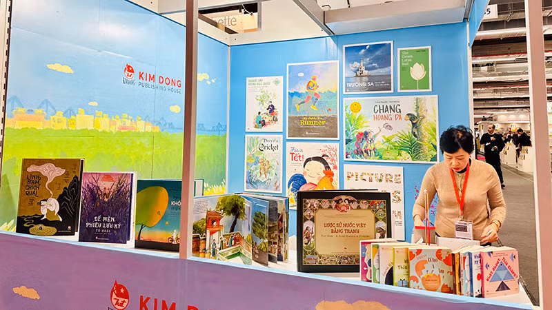 Gian hàng của Nhà xuất bản Kim Đồng tại Hội sách. (Ảnh: Nhà xuất bản cung cấp)