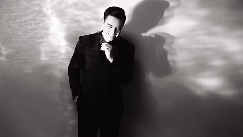 Ca sĩ Đông Hùng. (Ảnh: Khiết Lam Entertainment)